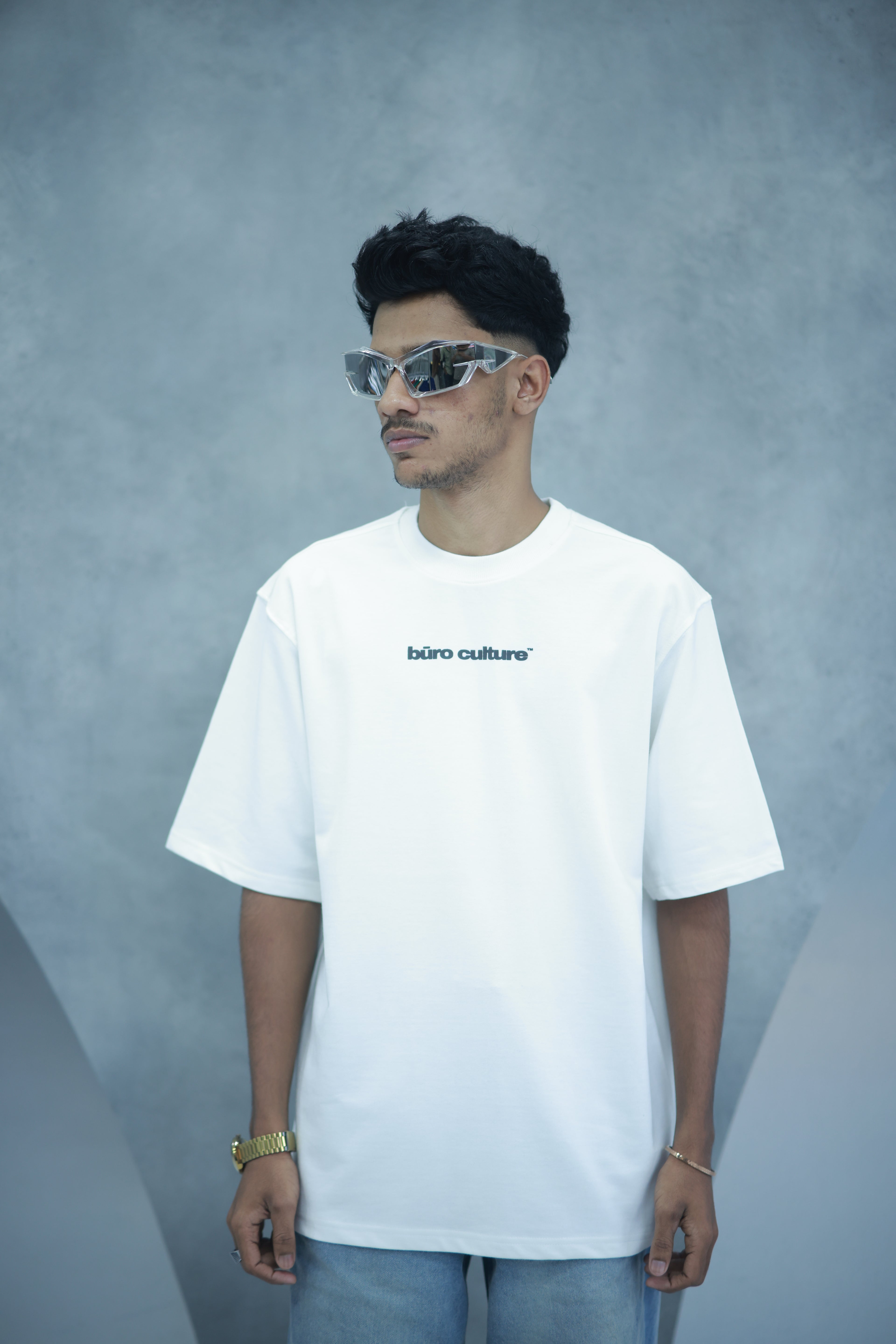 Oversized t-shirt - buro culture